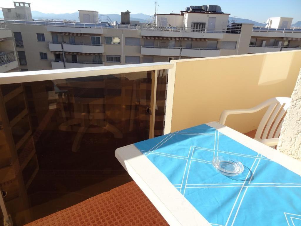 Appartement Promenade Des Bains Saint-Raphael  Exterior photo